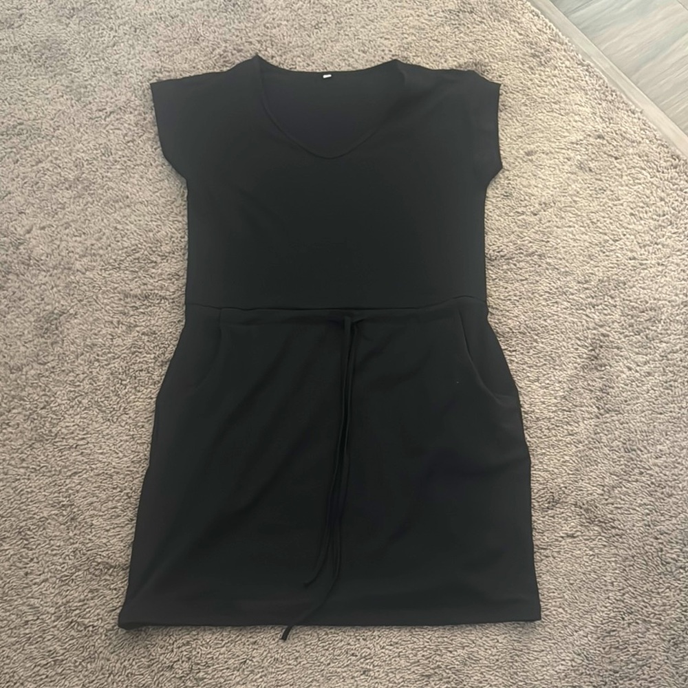 Black Pocket Dress